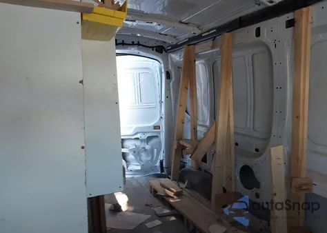 2020 Ford Transit-350 z USA, uszkodzony, nr VIN 1FTBW9C89LKB35063